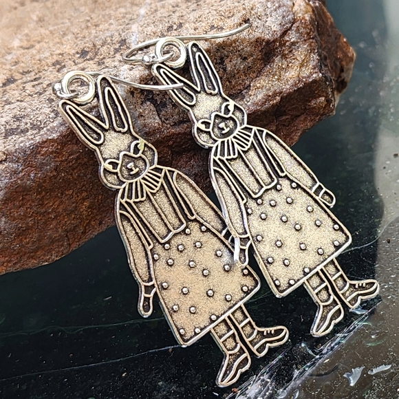 Boho Jewelry Silver Plated Bunny Victorian Rabbit Lightweight Earrings - Picture 5 of 9